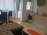 Izdavanje, dvosoban stan, 38m², Centar, Novi Sad - image 7