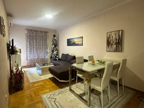 Rent, one bedroom apartment, 43m², Maslinjak, Budva - image 6