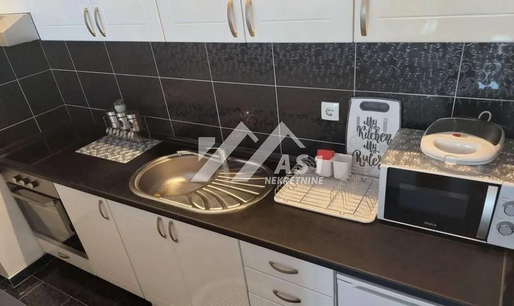 Rent, two bedroom apartment, 52m², Grbavica, Novi Sad Sve Podlokacije