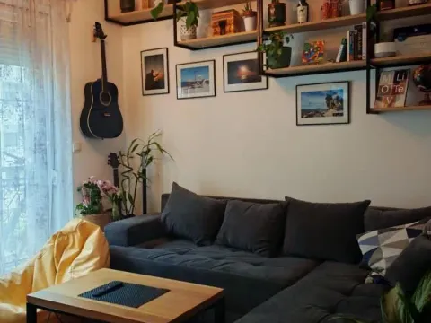 Prodaja, dvosoban stan, 50m², Novi Sad, Srbija - image 3