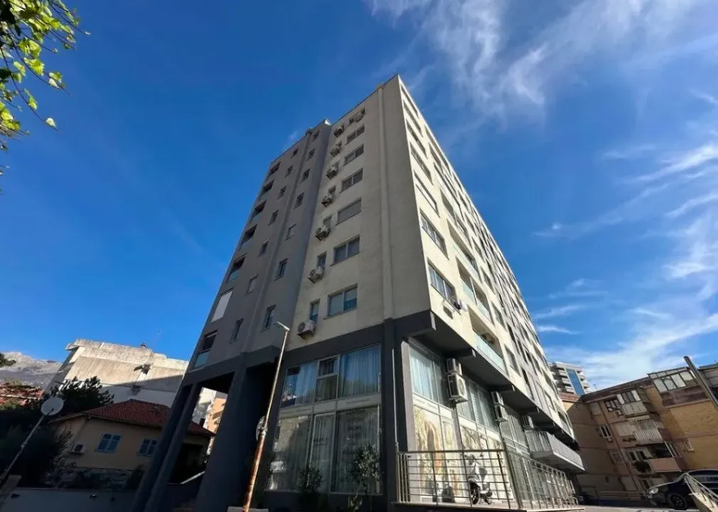 Sale, two bedroom apartment, 60m², Centar, Budva