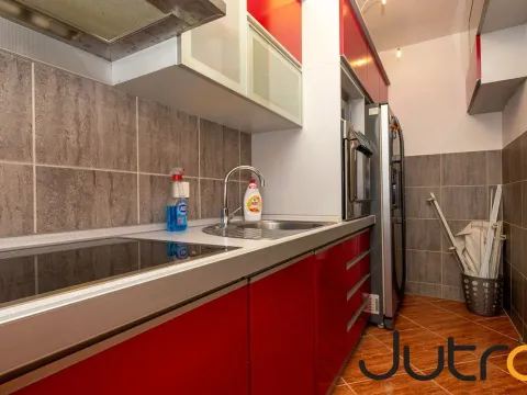 Prodaja, četvorosoban stan, 133m², Momišići, Podgorica - image 4