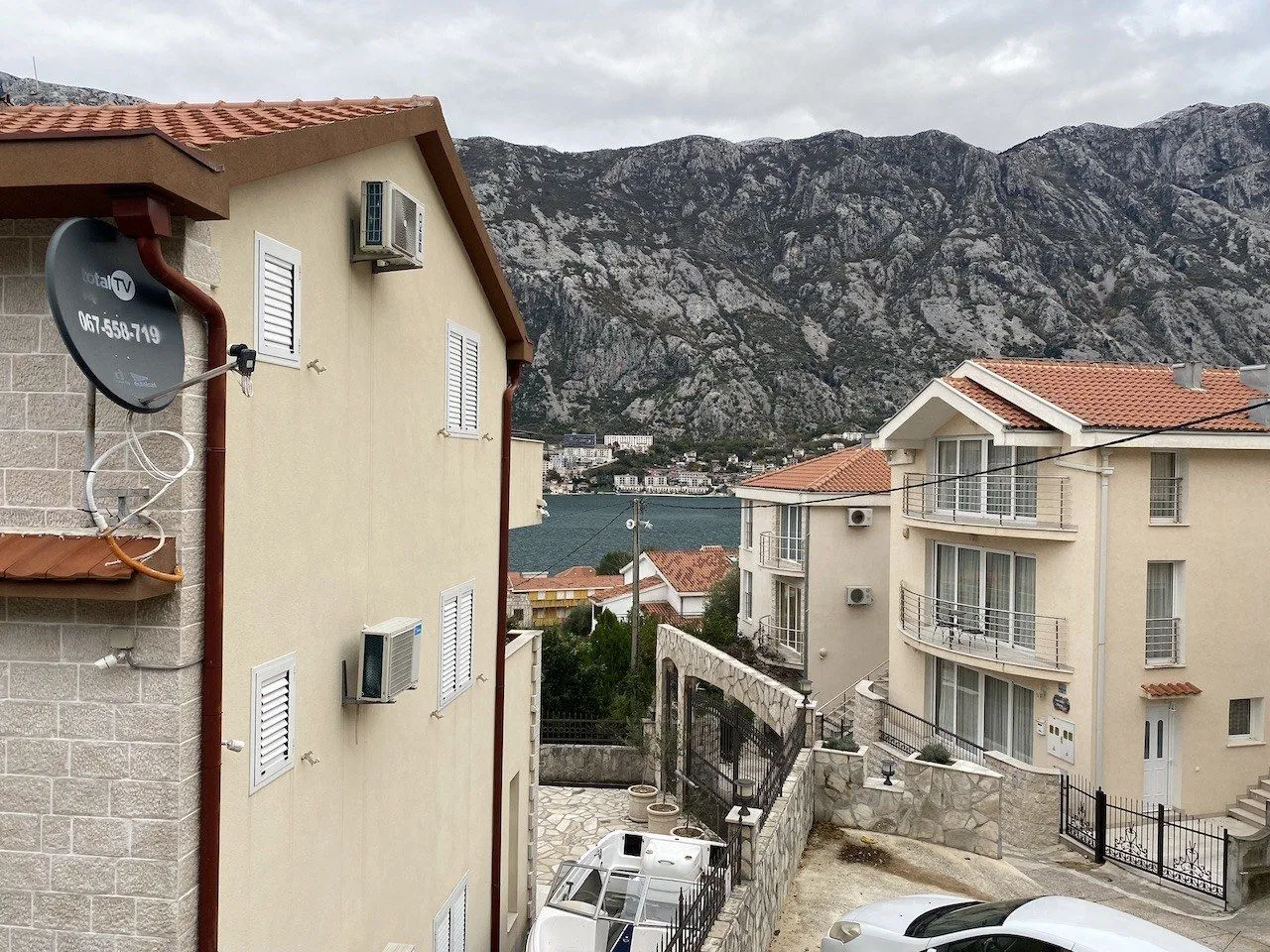 Prodaja, kuća, 150m², Prčanj, Kotor