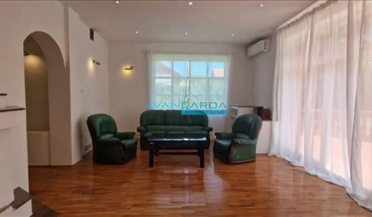 Izdavanje, četvorosoban stan, 210m², Višnjička Banja, Palilula Sve Podlokacije