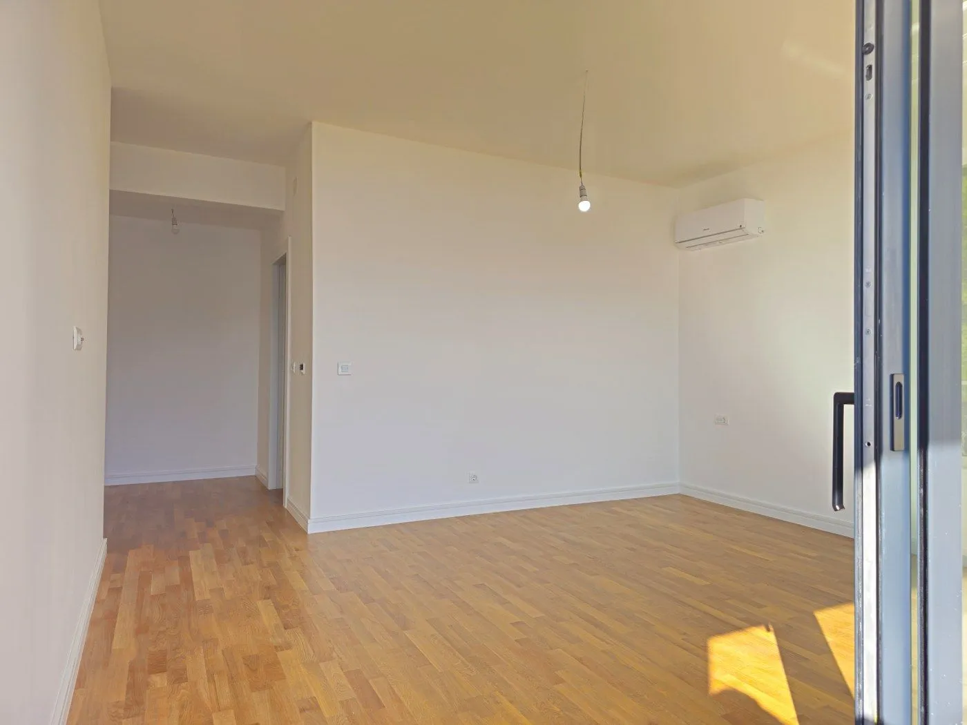 Sale, house, 184m², Komoševina, Budva
