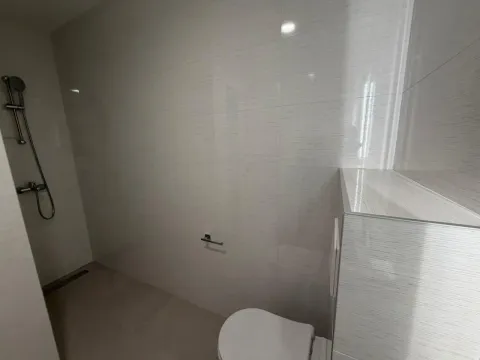 Prodaja, trosoban stan, 105m², Stari Aerodrom, Podgorica - image 16