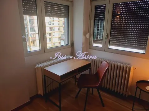 Rent, two bedroom apartment, 60m², Kalenić Pijaca, Vračar Sve Podlokacije - image 12