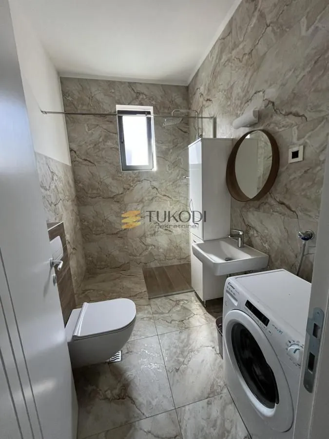 Prodaja, stan, 145m², Sremska Kamenica, Petrovaradin
