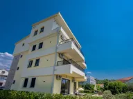 Izdavanje, dvosoban stan, 60m², Tivat, Crna Gora - image 2