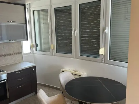 Rent, two bedroom apartment, 72m², Momišići, Podgorica - image 11