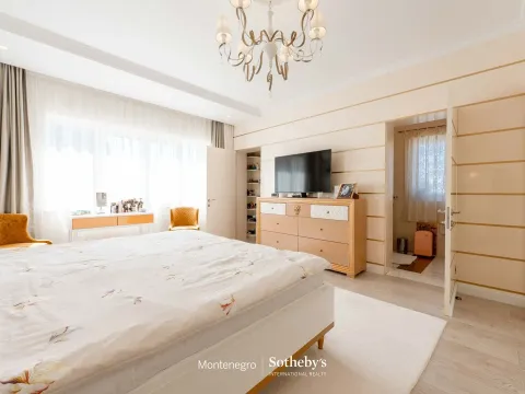 Sale, house, 410m², Blizikuće, Budva - image 13