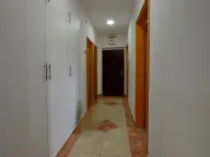 Izdavanje, dvosoban stan, 75m², Centar, Nikšić - image 10