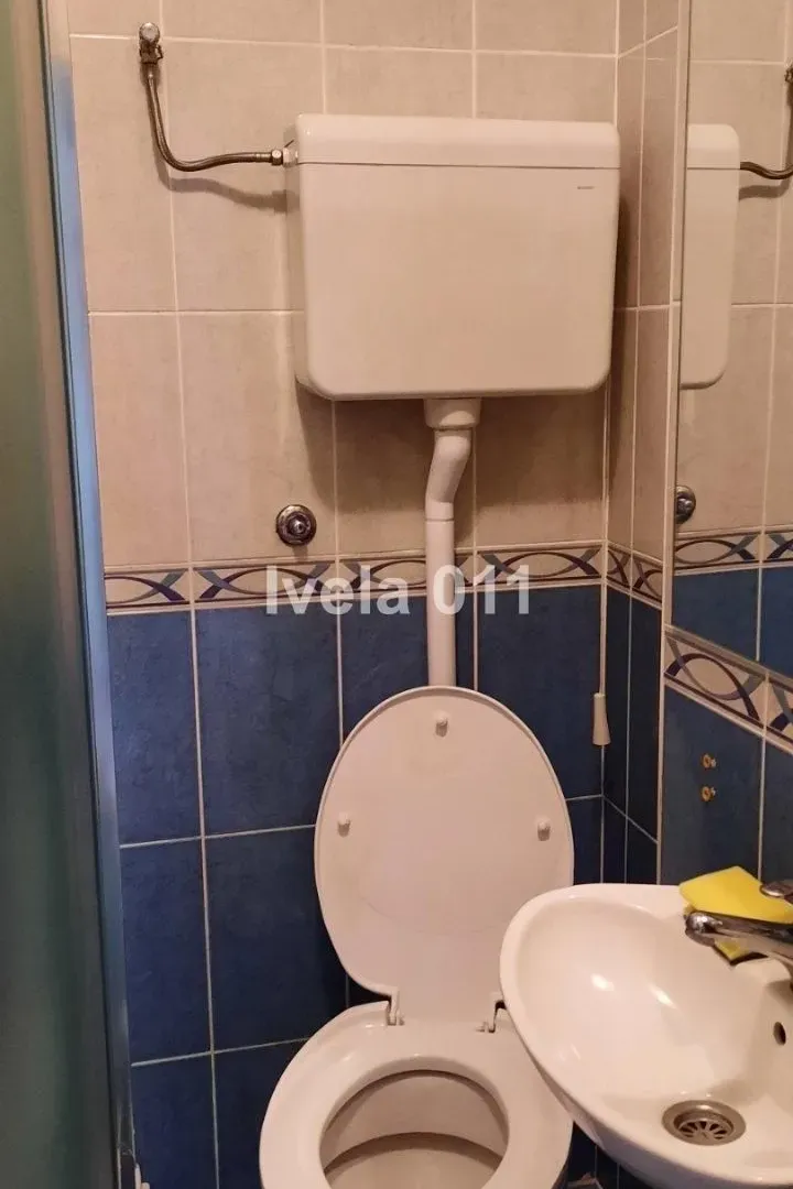 Sale, two bedroom apartment, 50m², Kalenić Pijaca, Vračar Sve Podlokacije