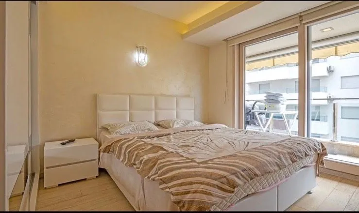 Prodaja, dvosoban stan, 80m², Zaobilaznica, Budva