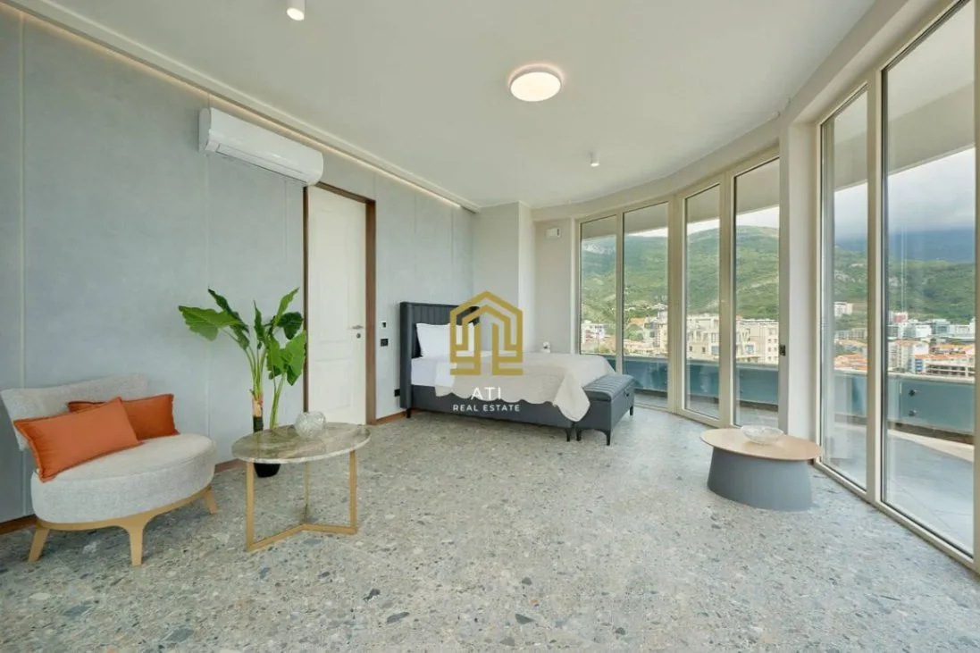 Prodaja, dvosoban stan, 115m², Bečići, Budva