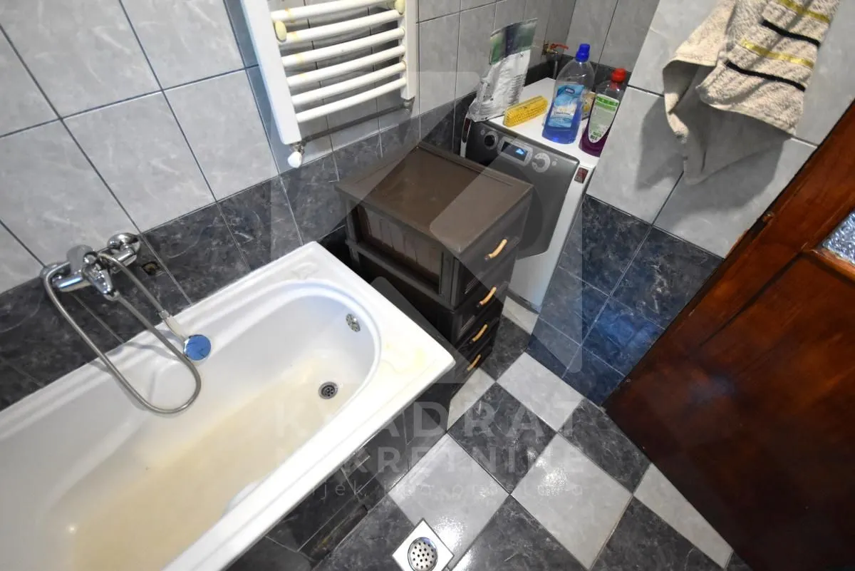 Prodaja, kuća, 75m², Doljani, Podgorica