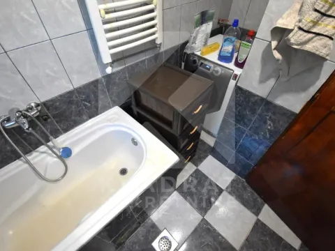 Prodaja, kuća, 75m², Zlatica, Podgorica - image 10