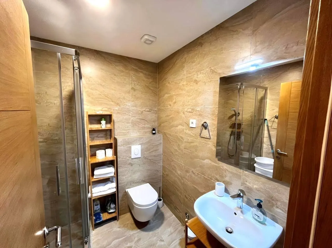 Prodaja, jednosoban stan, 53m², Centar, Budva