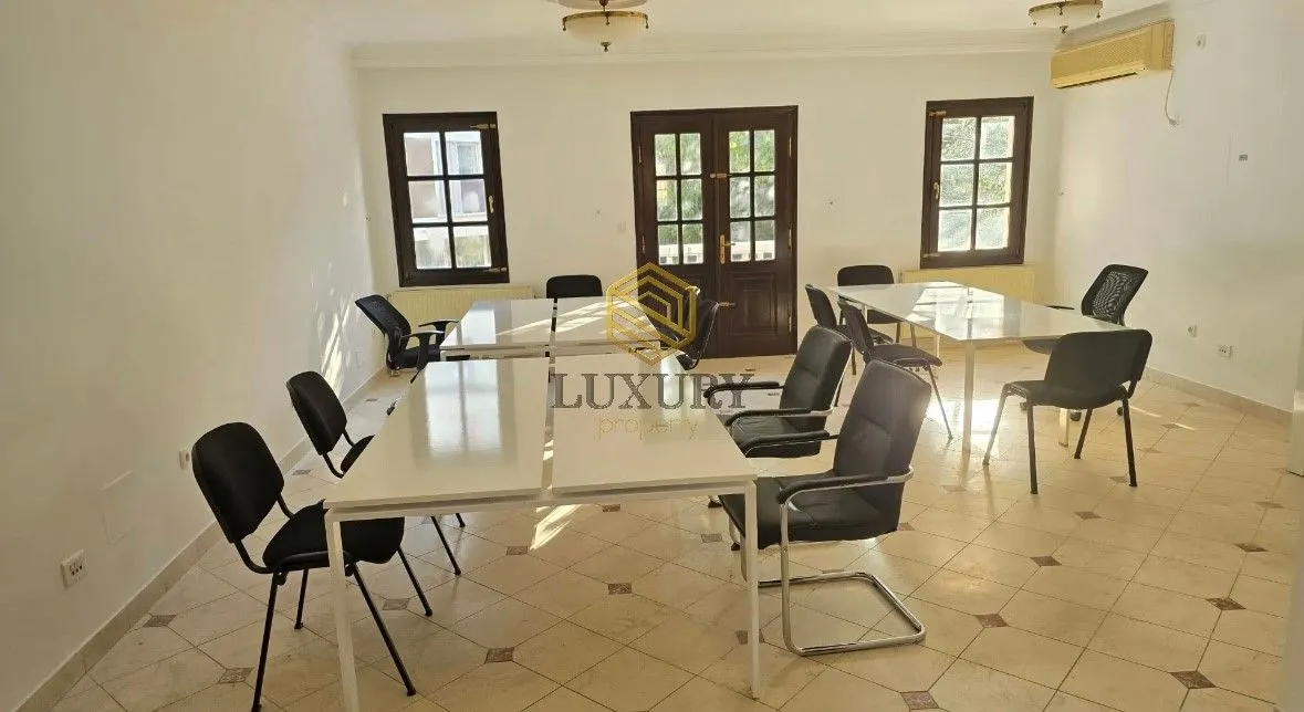 Rent, office space, 120m², Centar, Podgorica