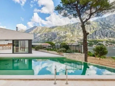 Prodaja, kuća, 479m², Kotor, Crna Gora - image 5