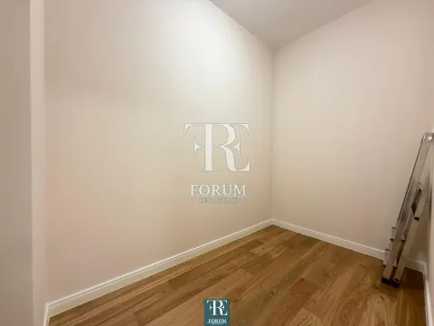 Izdavanje, trosoban stan, 97m², Central Point, Podgorica - image 13