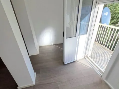 Prodaja, jednosoban stan, 46m², Autobuska stanica, Podgorica - image 10