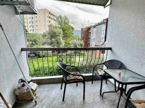 Izdavanje, dvosoban stan, 83m², Centar, Budva - image 3