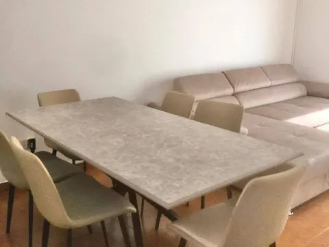 Izdavanje, trosoban stan, 110m², Seoce, Budva - image 3