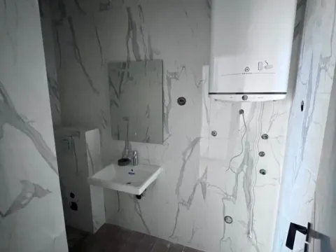 Prodaja, dvosoban stan, 89m², Gorica C, Podgorica - image 3