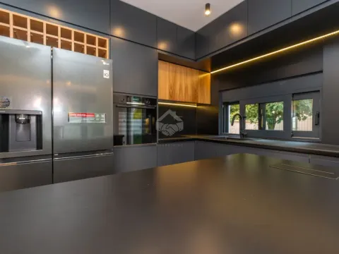 Rent, house, 180m², Donja Gorica, Podgorica - image 9