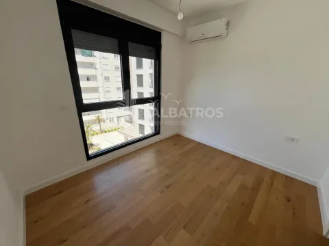 Izdavanje, dvosoban stan, 95m², Bar, Crna Gora - image 2