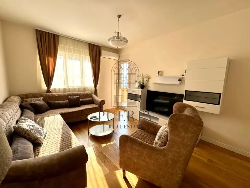 Rent, one bedroom apartment, 53m², Central Point, Podgorica