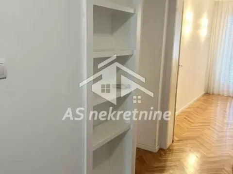 Izdavanje, kuća, 190m², Autokomanda, Voždovac Sve Podlokacije - image 12