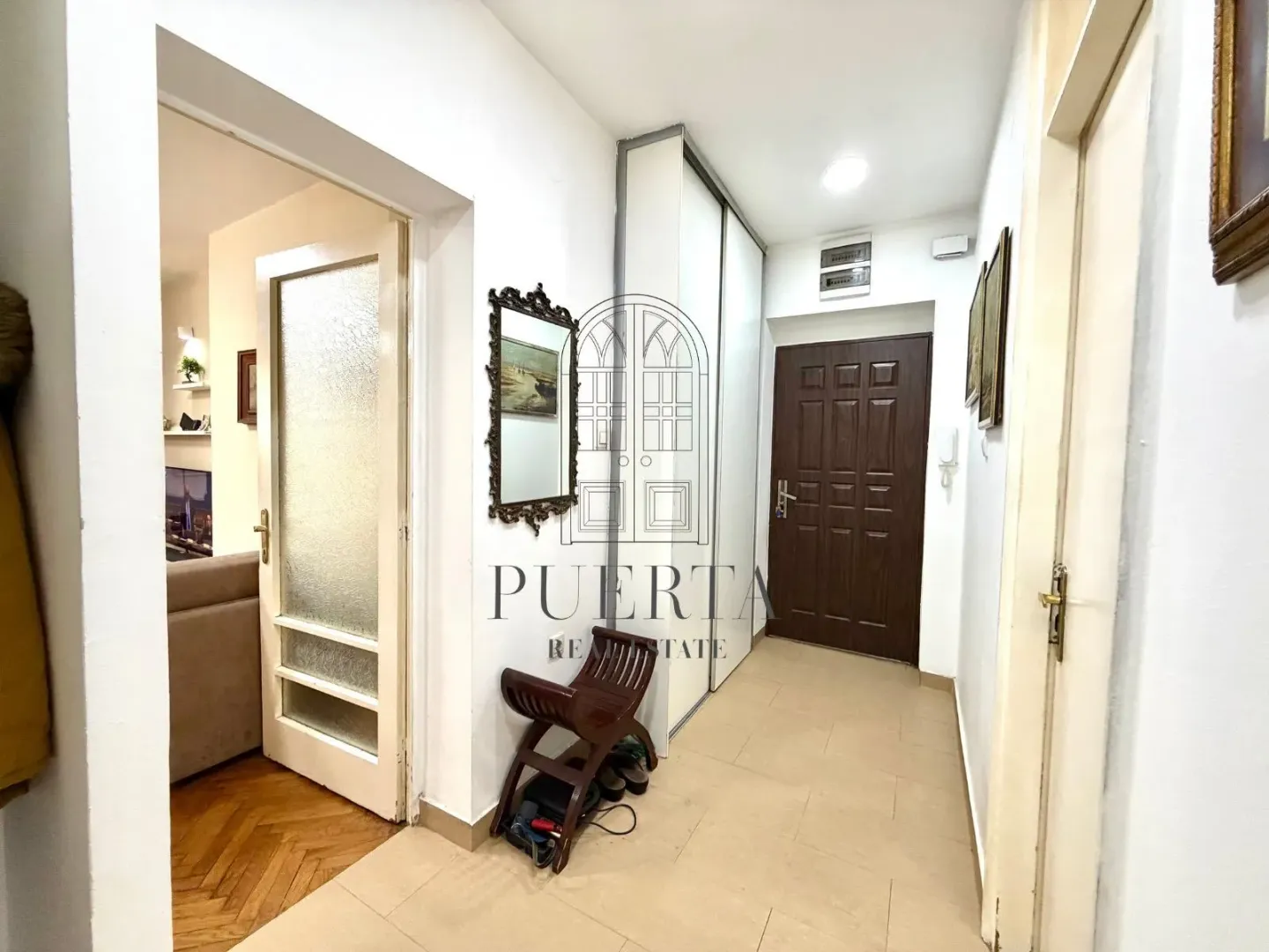 Prodaja, dvosoban stan, 64m², Centar, Podgorica