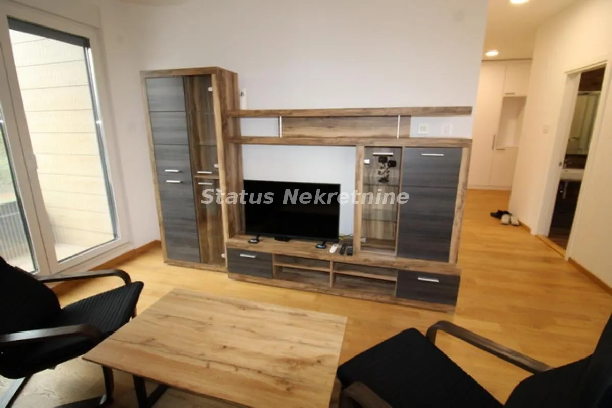 Izdavanje, trosoban stan, 63m², Telep, Novi Sad Sve Podlokacije