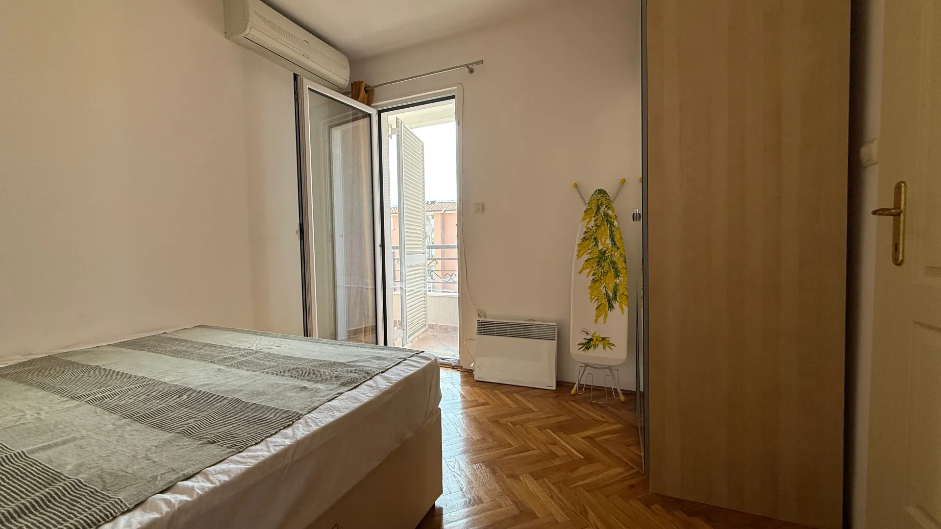 Sale, one bedroom apartment, 48m², Petrovac, Budva