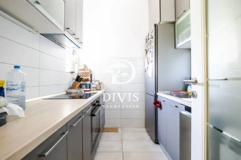 Sale, three bedroom apartment, 75m², Banovo Brdo, Beograd