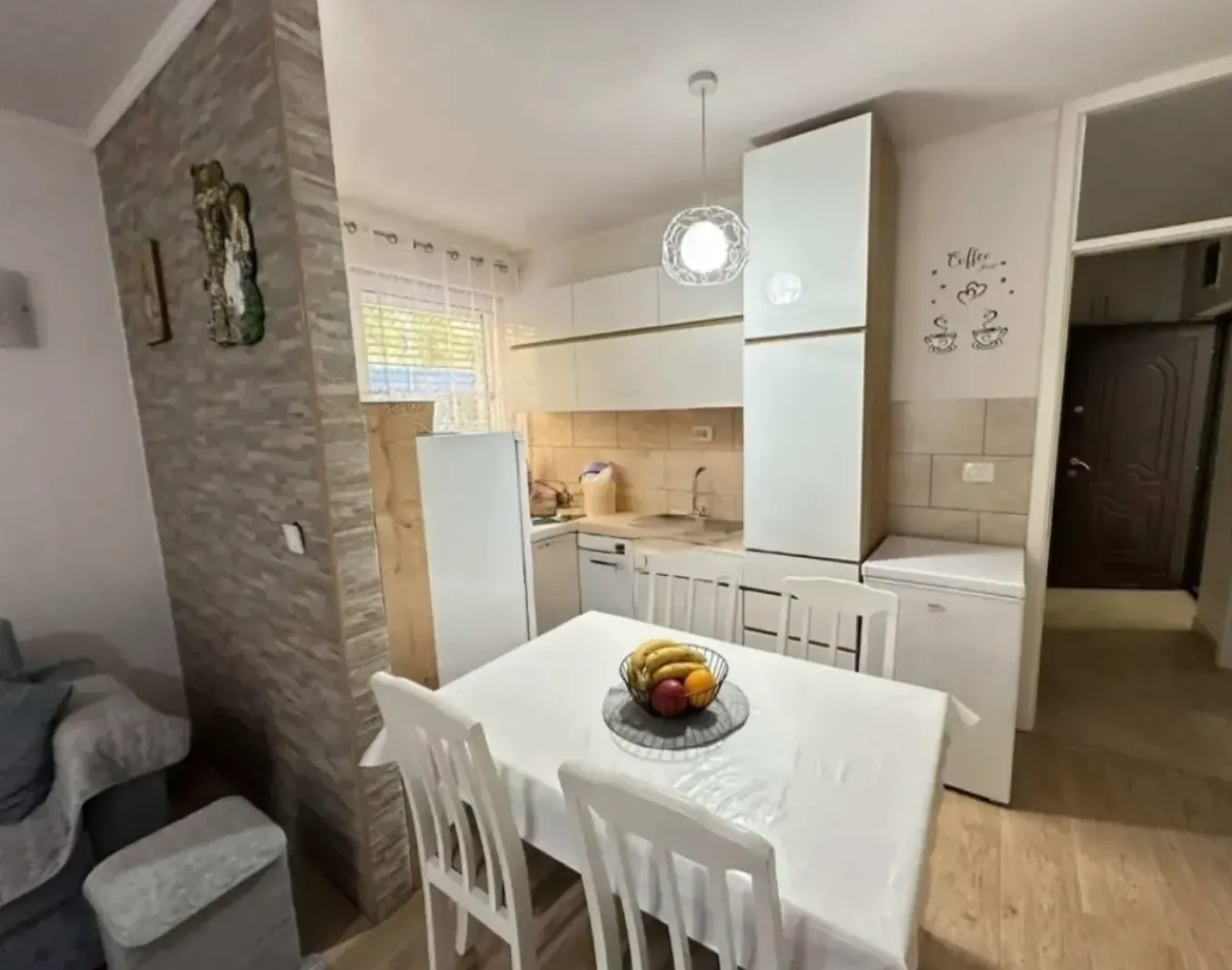 Prodaja, dvosoban stan, 48m², Dobrota, Kotor