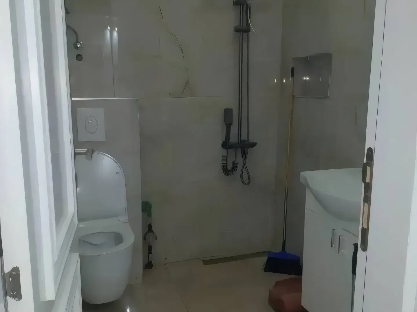 Izdavanje, dvosoban stan, 60m², Centar, Budva