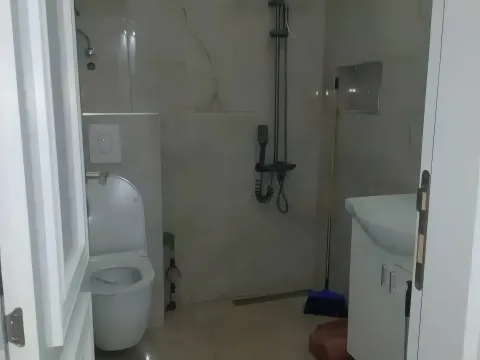 Izdavanje, dvosoban stan, 60m², Centar, Budva - image 5