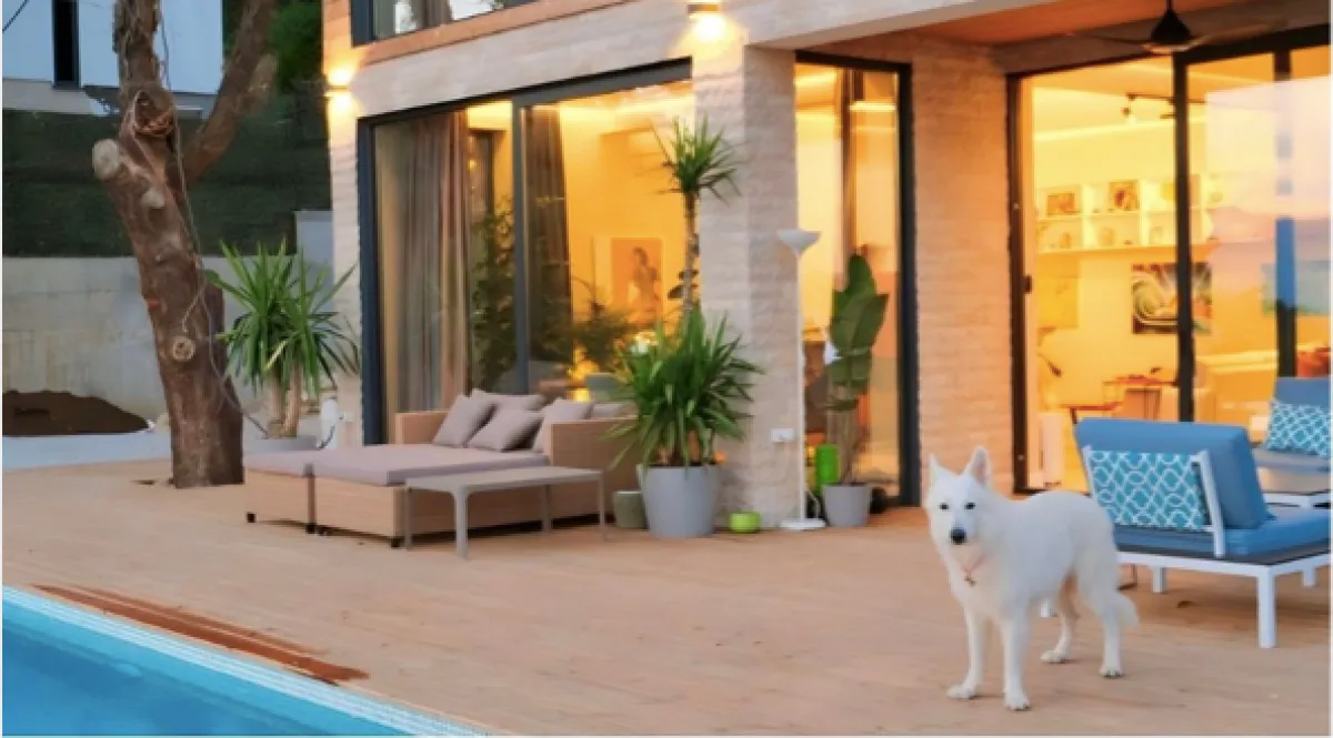 Prodaja, četvorosoban stan, 176m², Tivat, Crna Gora