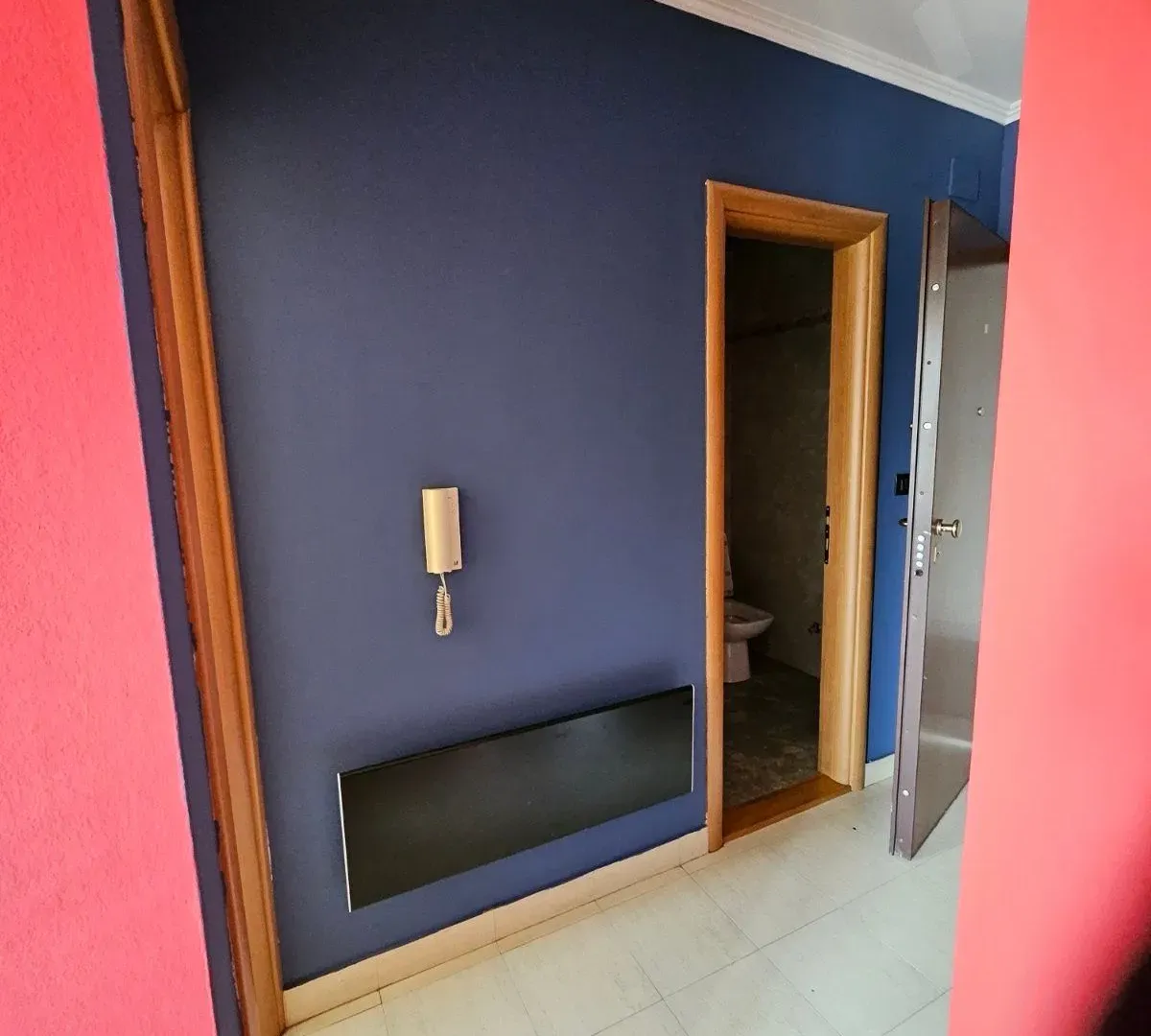 Izdavanje, jednosoban stan, 35m², Stari Aerodrom, Podgorica