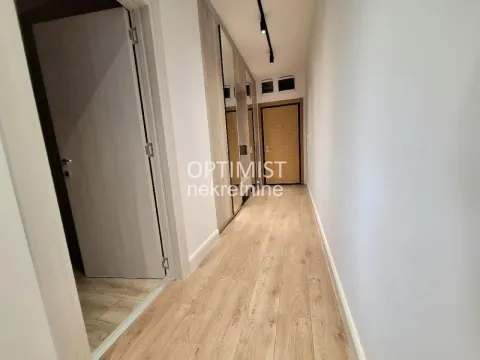 Izdavanje, trosoban stan, 70m², Dušanovac, Voždovac Sve Podlokacije - image 5