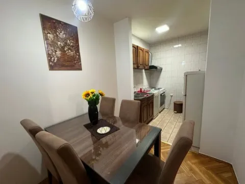 Izdavanje, dvosoban stan, 65m², Zagorič, Podgorica - image 5