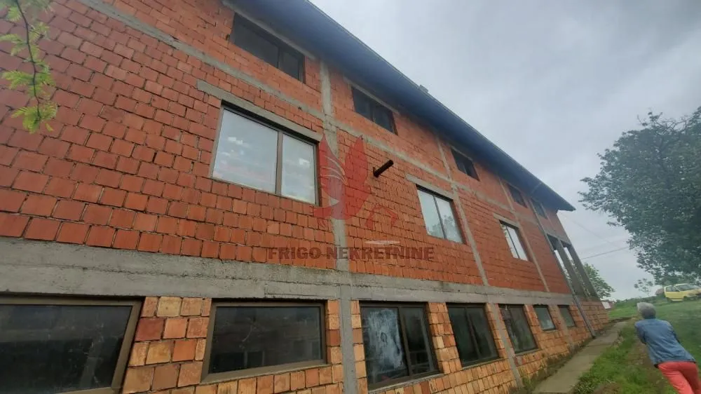 Sale, house, 900m², Mladenovac, Beograd