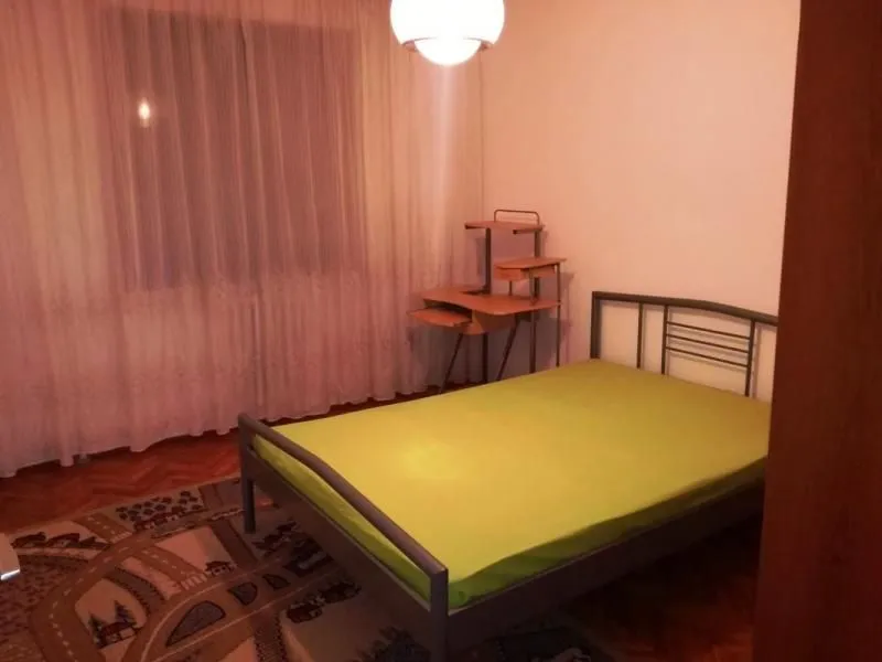 Rent, three bedroom apartment, 78m², Bulevar, Niš