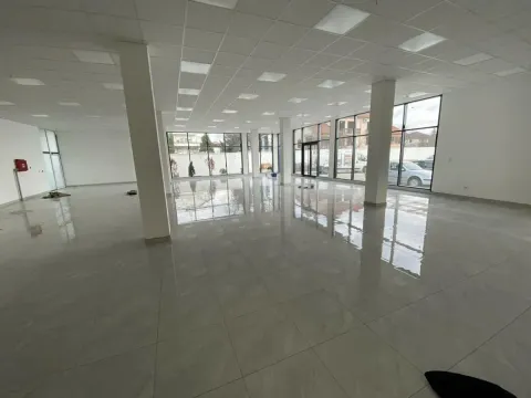 Rent, office space, 1000m², Surčin, Beograd - image 3