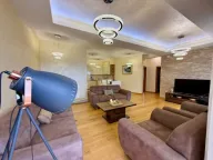 Izdavanje, trosoban stan, 100m², Bečići, Budva - image 1