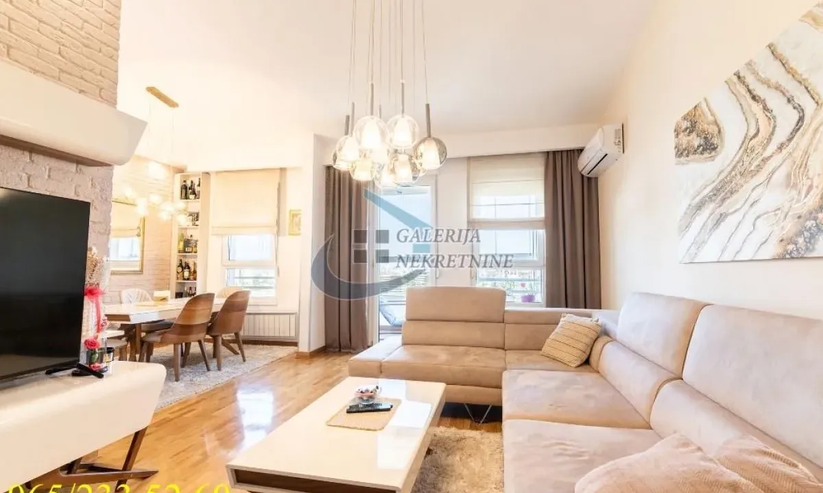 Prodaja, četvorosoban stan, 94m², Novi Beograd Blok 67, Novi Beograd Sve Podlokacije