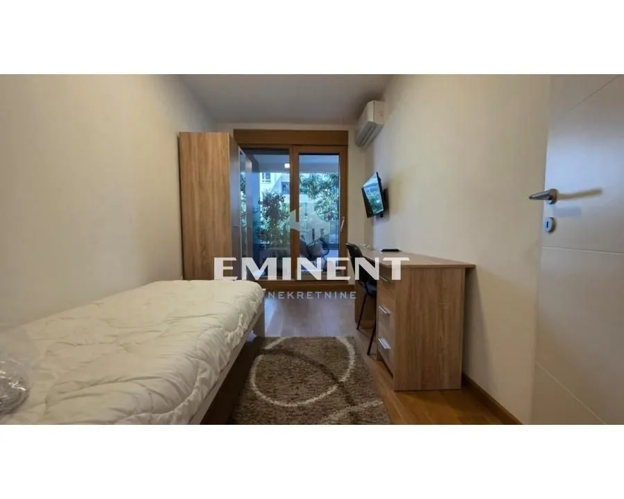 Rent, four bedroom apartment, 104m², Novi Beograd Blok 65, Novi Beograd Sve Podlokacije